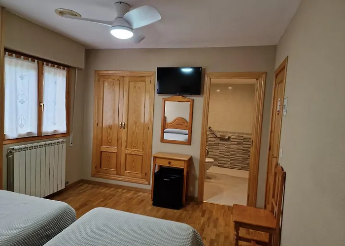 Hostal Valle De TenaHostal